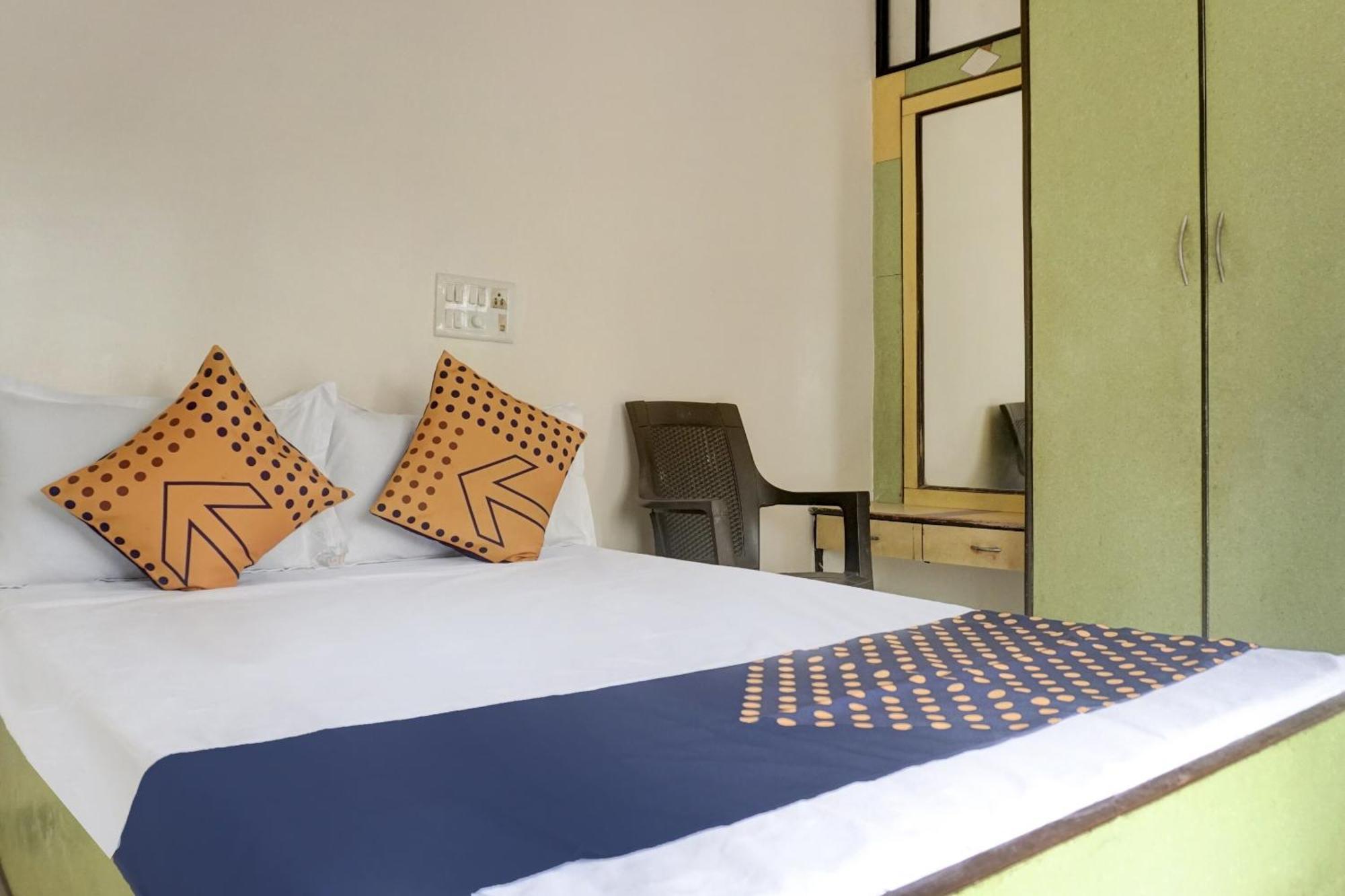 SPOT ON 74501 Hotel Supriya Garden Vagholi Exterior foto